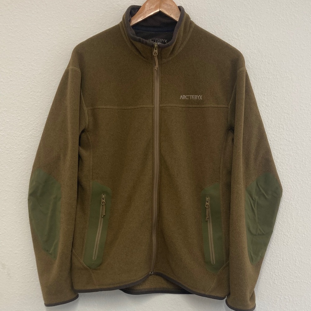 Arc’teryx Zip Polartec Spellout. Medium
